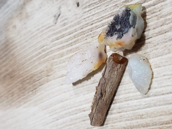 Rough Common Opal Mix - Image 4