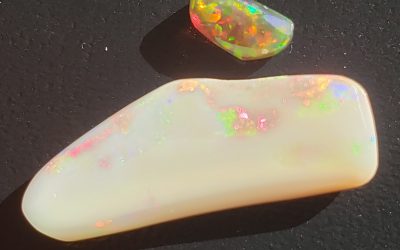 2 Pcs. mix per-polished Opals