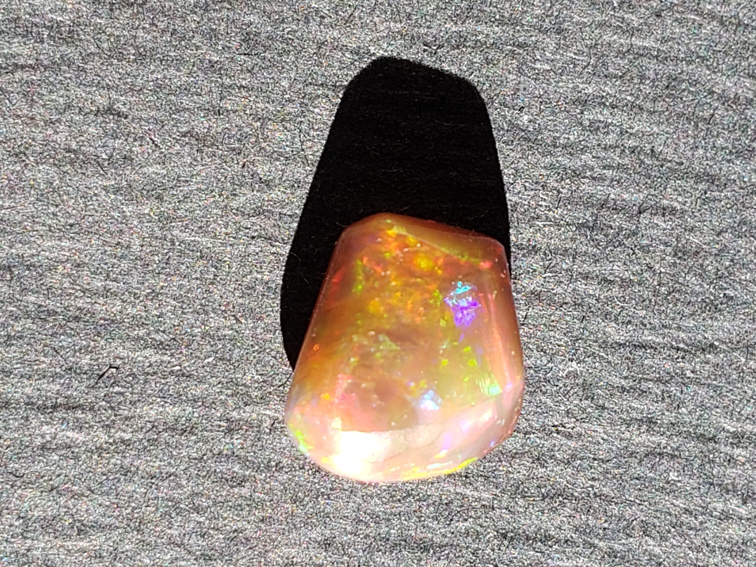 1.30 cts Opal - Image 4
