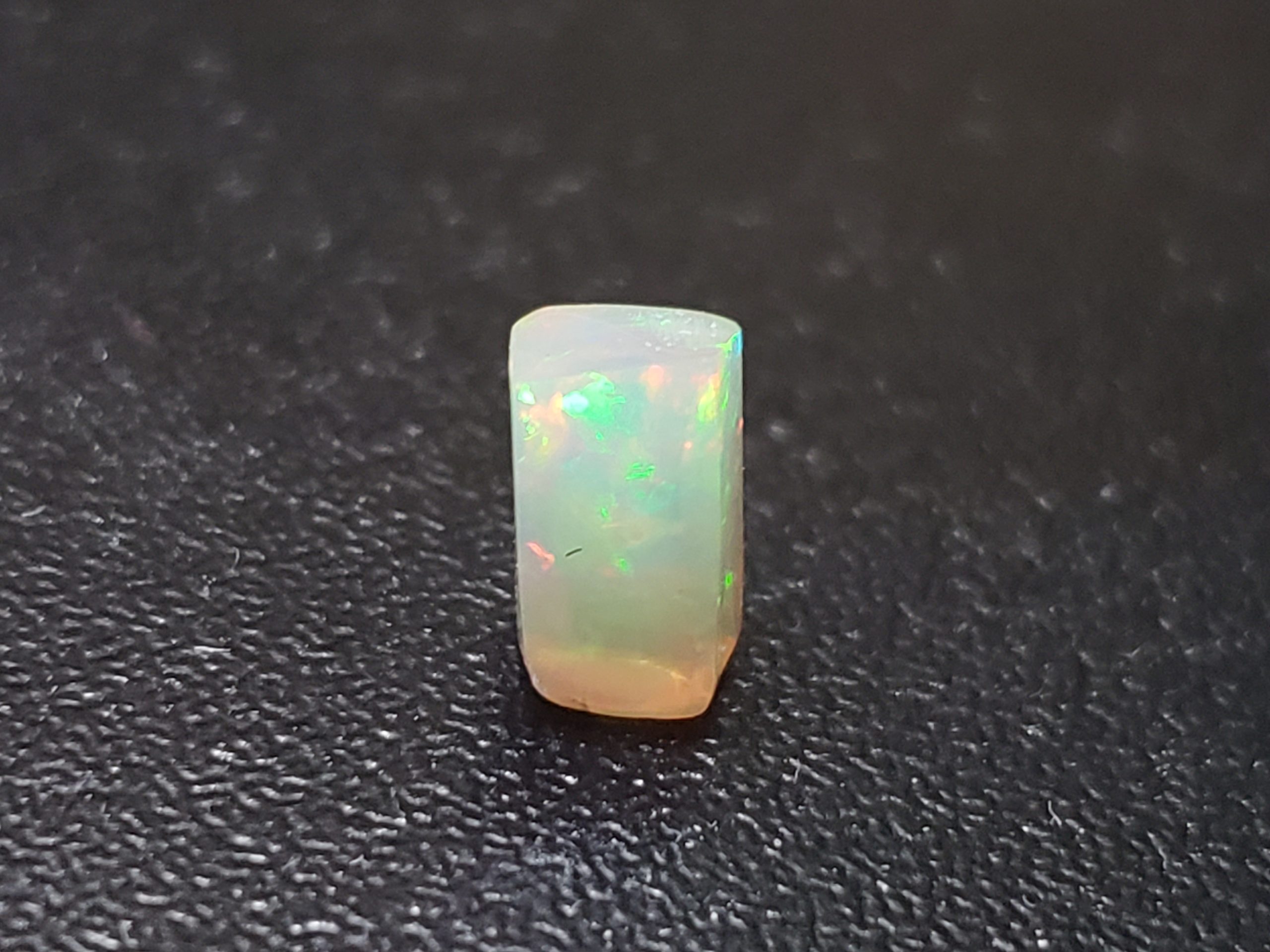 0.80ct Polished Opal | freeform with a cuboid influence