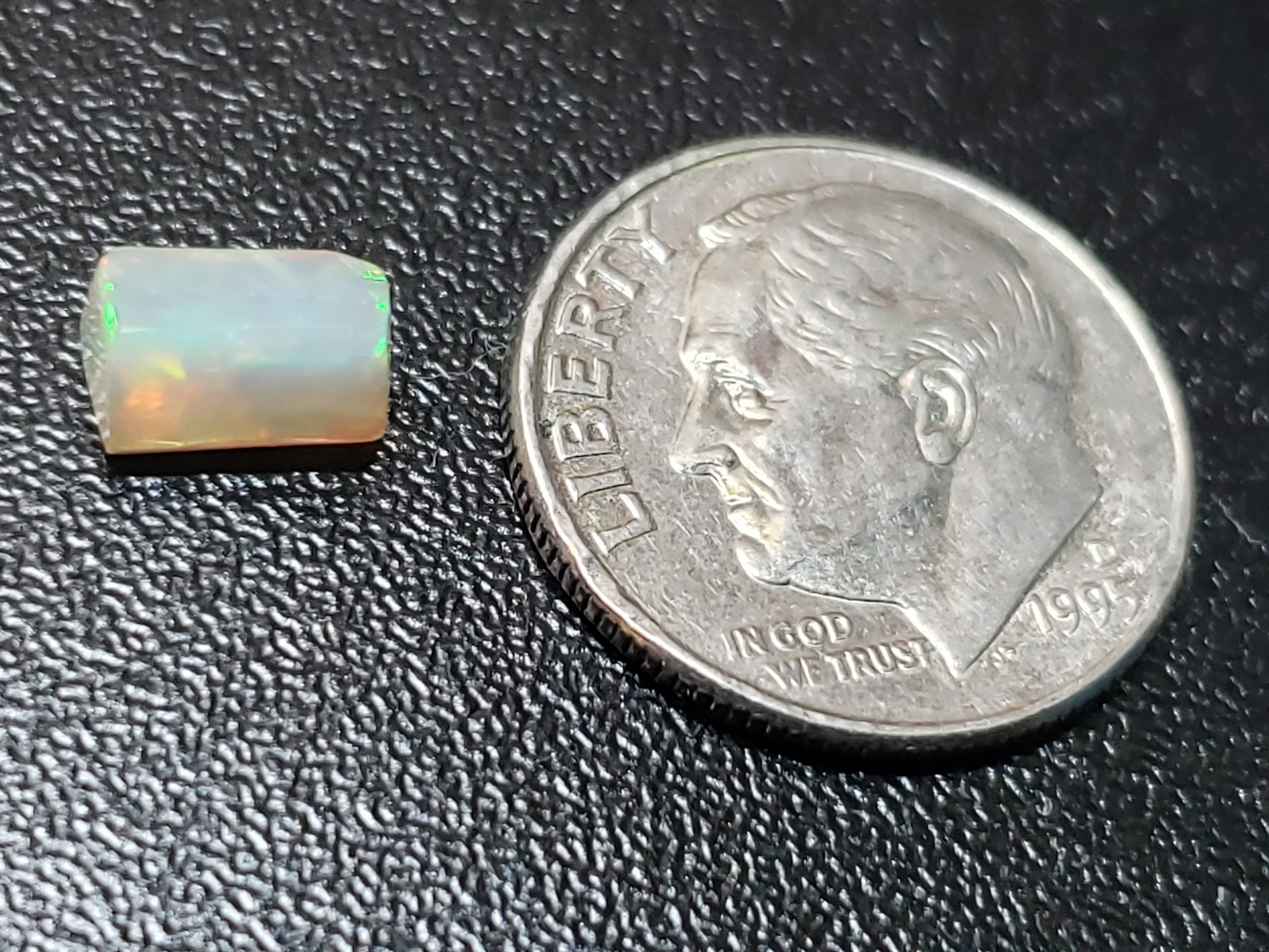 0.80ct Polished Opal | freeform with a cuboid influence - Image 6