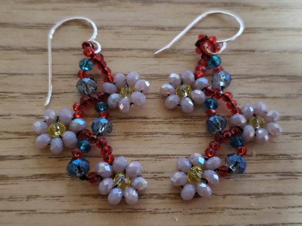 Daisy Flowers 🌼 Earrings - Image 2