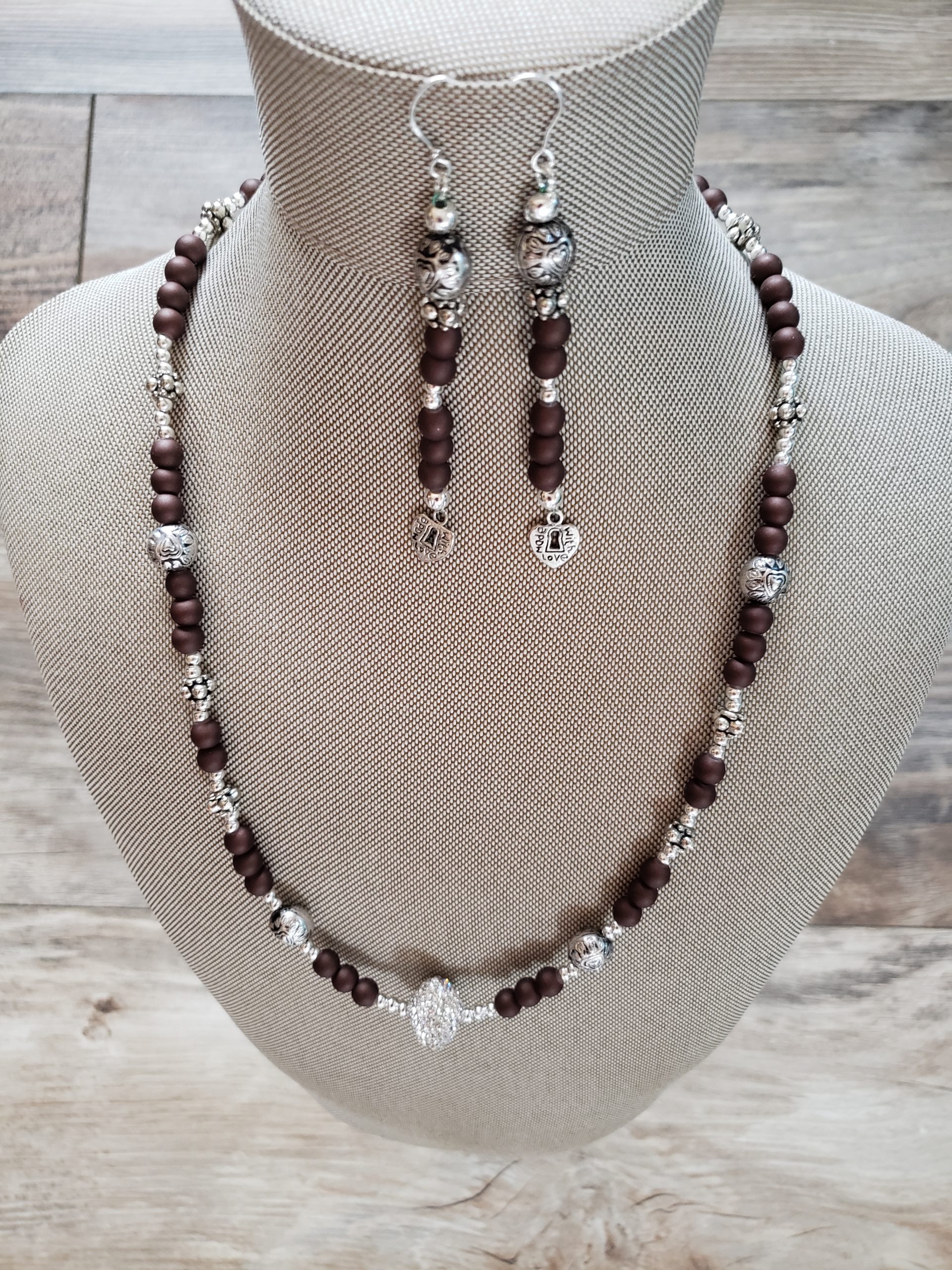 Set Beaded Necklace and Earrings