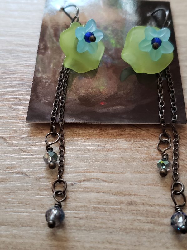 Flower Crystal Earrings - Image 11