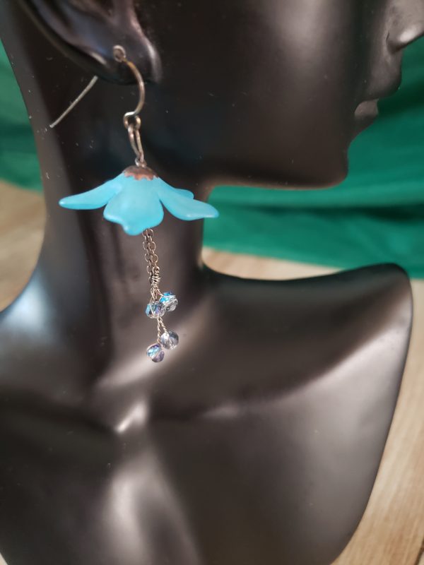 Flower Crystal Earrings - Image 14
