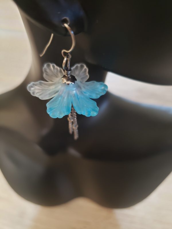 Flower Crystal Earrings - Image 3