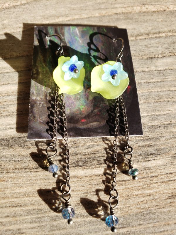 Flower Crystal Earrings - Image 10